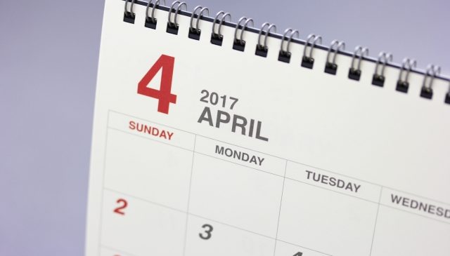 4月の定休日と営業時間